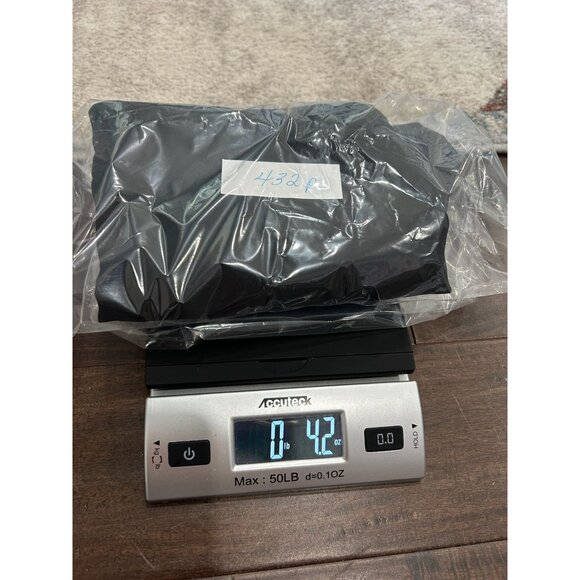 Diane Gilman Black Tropical Parrot Print Silk Button Up Shirt SZ Medium - Picture 8 of 8